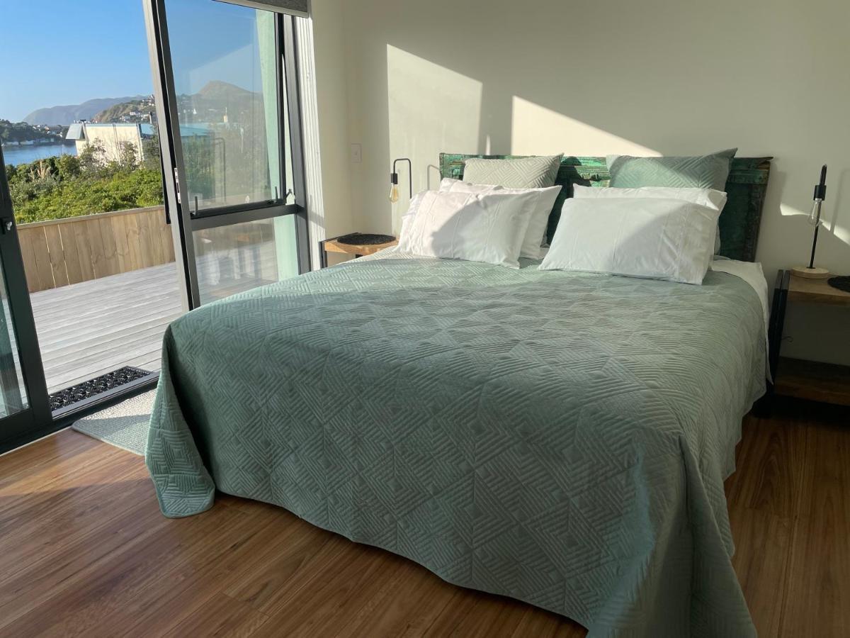 Atahu Bed & Breakfast Porirua Ngoại thất bức ảnh